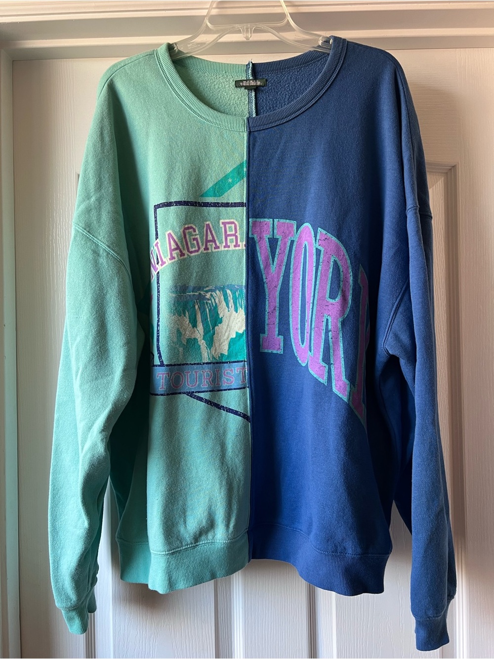 Wild Fable Mint and Royal Blue Niagara Falls New York Crewneck Sweatshirt 1X